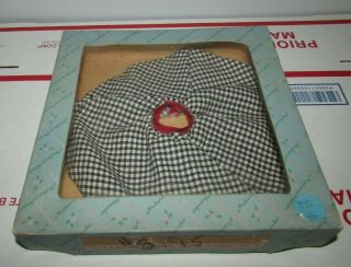 Vintage Madame Alexander Doll Lissy Black And White Checked Circle Skirt