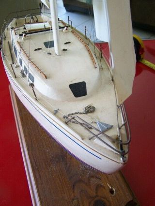 HANDCRAFTED MODEL SAILBOAT ONE OF A KIND. 4