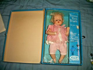 Vintage 1958 Teeny Tiny Tears Doll In Blue Carrying Case