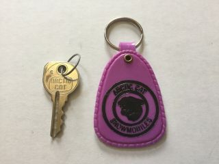 Nos Vintage Arctic Cat Snowmobile Key Chain W/key Cat Face Purple 1970 