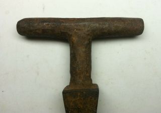 Antique Hand Wrought or Forged Blacksmith or Farmers Stump Anvil 4