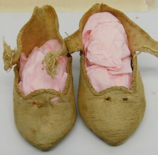 23 Antique French Jumeau Silk Shoes W/bea Mark For Antique French Bisque Dolls
