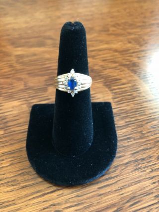 Ladies Vintage 14k Gold Sapphire And Diamond Ring (size 6 3/4)