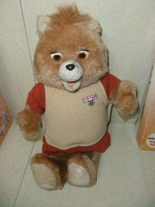 1985 Teddy Ruxpin Bear With Adventure Outfit Voice Box Sounds Great
