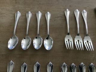 Forks Spoons knives Rogers Oneida King James Silver Plate Flatware 18 Pc. 3