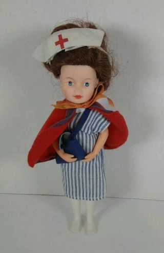 Vintage American Girl Molly Porcelain Christmas Nurse Doll Pleasant 1993