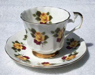 Vtg English Fine Bone China Teacup & Saucer Yellow Roses Gilded.  Coffee