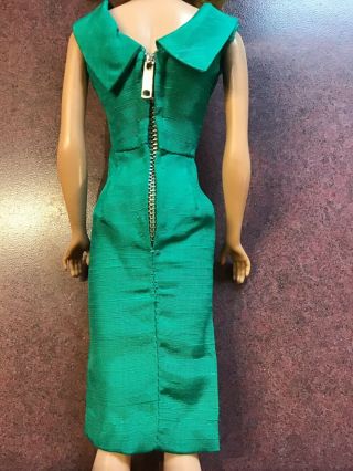 Vintage Barbie Midge Doll With Teeth Dressed In Pak silk Green Sheath dress Ex 5