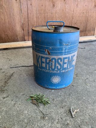 Antique Vintage Blue 5 Gallon 18.  925 Liters Kerosene Jug Can Metal Blue