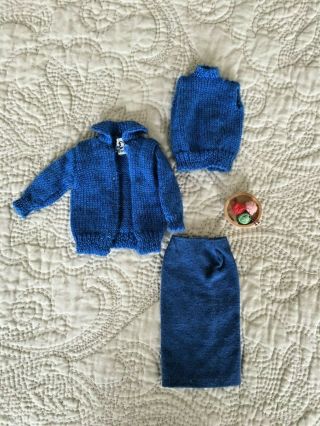 Vtg Mattel Barbie Knitting Pretty 957 Blue Sweater Top Shell Set Including Yarn