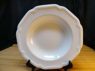 Mikasa Ultima,  Strong Fine China Hk400 Antique White 3 Rimmed Soup Bowls