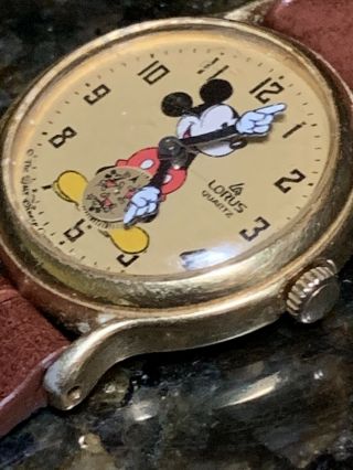 Vintage 1980 ' s Mickey Mouse Lorus Watch V802 - 0090 RO with second rotating dial 3