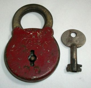 Vintage Yale & Towne Mfg Co Padlock Antique Pad Lock With Key
