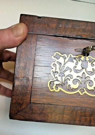 Antique 1870s Victorian Mahogny Inlaid wood Key lock tea Box Brass scroll inlays 8
