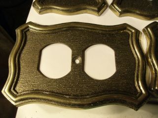 14 E Vintage Pre - owned Brass Wall outlet Plate Cover 3