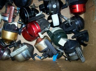 30 - VINTAGE CLOSED FACE SPINNING CASTING REELS 4