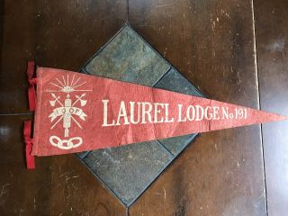 Vintage Odd Fellows All Seeing Eye Felt Pennant Laurel Lodge No.  191