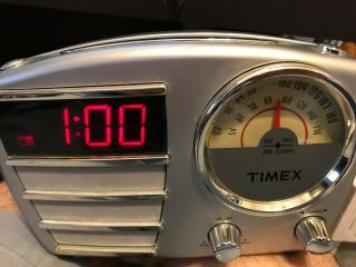 Vintage Timex Alarm Clock Radio Silver Model T247S Shape 2