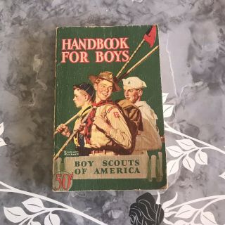 Vintage 1943 Boy Scouts Bsa Official Handbook Revised First Edition