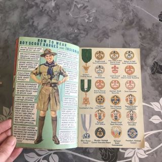 VINTAGE 1943 BOY SCOUTS BSA OFFICIAL HANDBOOK REVISED FIRST EDITION 4