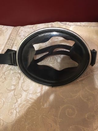 Vintage Voit Swimming Diving Mask Tempered Glass 88 - 450 Round Rubber