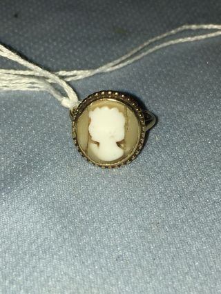 Vintage Antique 10k Yellow Gold Cameo Shell Ring 2.  3 Grams