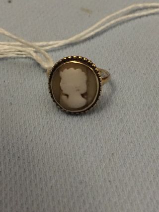 Vintage Antique 10k Yellow Gold Cameo Shell ring 2.  3 grams 2