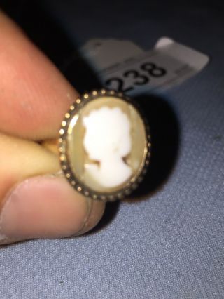 Vintage Antique 10k Yellow Gold Cameo Shell ring 2.  3 grams 4