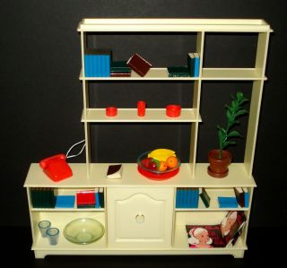Vintage Pedigree Sindy Wall Unit With Accessories