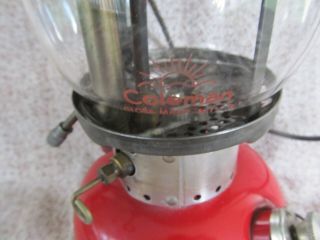 VINTAGE COLEMAN MODEL 200 LANTERN DATED 2 - 69 MADE IN CANADA - VGC 2