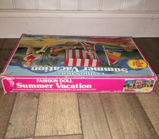 Vintage 1985 Arco - - - - - Fashion Doll Summer Vacation Playset - - - - - - 4