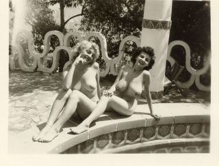 DONNA BUSTY BROWN & Friend 24 Vintage Scanned Images on CD Hollywood Spyder Pool 8