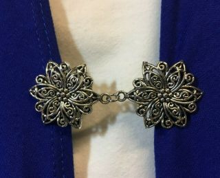 Antique Silver Flower Filigree Sweater Guard Dickie Pete Clip Tunic Shirt (618)