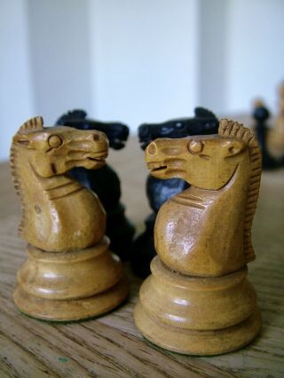 ANTIQUE WEIGHTED VICTORIAN CHESS SET 3 