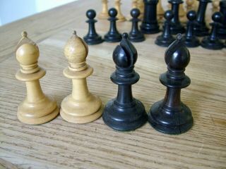 ANTIQUE WEIGHTED VICTORIAN CHESS SET 3 