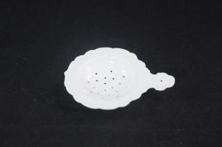 Antique Victorian Porcelain Tea Bag Strainer Scalloped Edge White