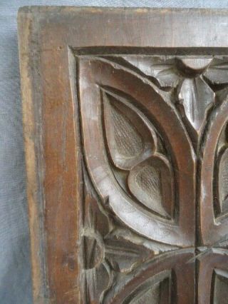 DEEP CARVED 18TH / 19TH CENTURY OAK CARVED GOTHIC TRACERY PANEL 8