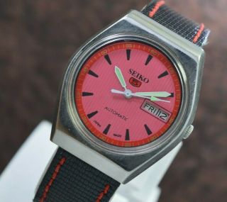 Vintage Seiko 5 Day Date 17 Jewels 6309 Movement Wrist Watch