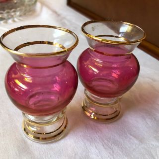 Vtg Set Of 2 Raspberry Red On Clear Gold Trim Glass Bud Vase 3.  75 "
