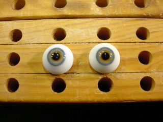 A Pair Vintage Solid Doll Glass Eyes 20 Mm For Bisque Doll Head Age 1910 A 3776
