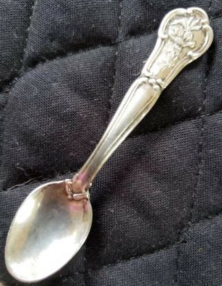 Vintage Sterling Silver Salt Spoon Delaware Scrolls Buttercup Flowers 2.  5 " Long