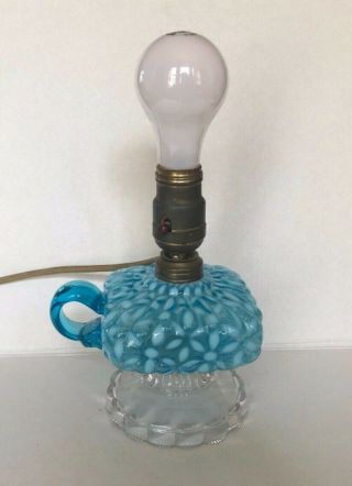 Fenton Art Glass Blue Opalescent Daisy Lamp With Handle And Clear Glass Base