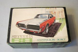 Vintage Amt 1968 Cougar Xr7 Model Kit