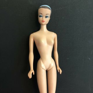 Vintage Barbie Fashion Queen Midge Doll