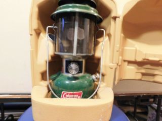 Vintage Coleman 220j Two Mantle Lantern With Gold Clamshell Case