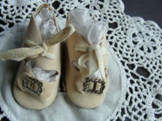 Vintage Doll Shoes Off White Flocked For German & French Bisque/composition