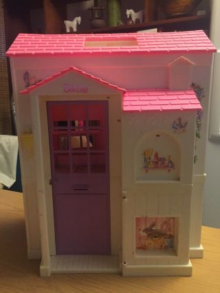 Vintage 1996 Barbie Doll Dream House Trifold Folding Pretty Dollhouse