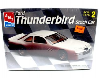 Ford Thunderbird Stock Car Amt Ertl 1:25 Model Kit 6296