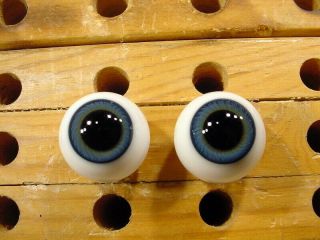 A Pair Vintage Doll Glass Eyes Size 22 Mm For Bisque Doll Doctor Age 1910 A 3543