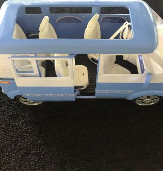 Vintage 2002 Mattel Barbie Blue Vw Micro Bus With Accessories And Van Horn